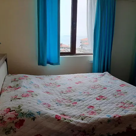 Sea View דירה